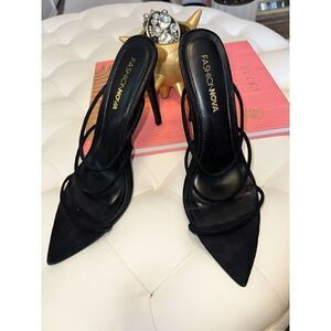 3 Strap Heel SZ 9